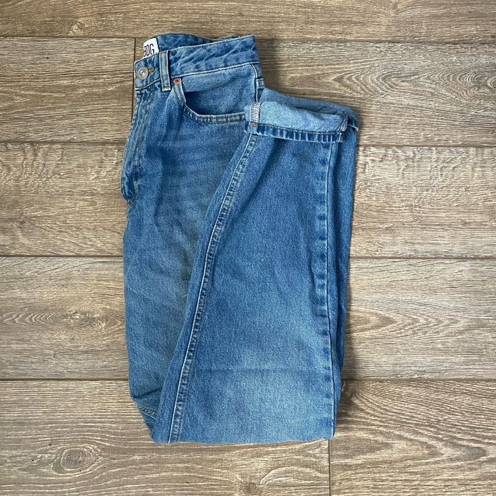 high rise mom jeans